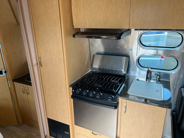 2014 Airstream Flying Cloud 19CB