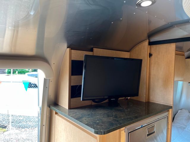 2014 Airstream Flying Cloud 19CB