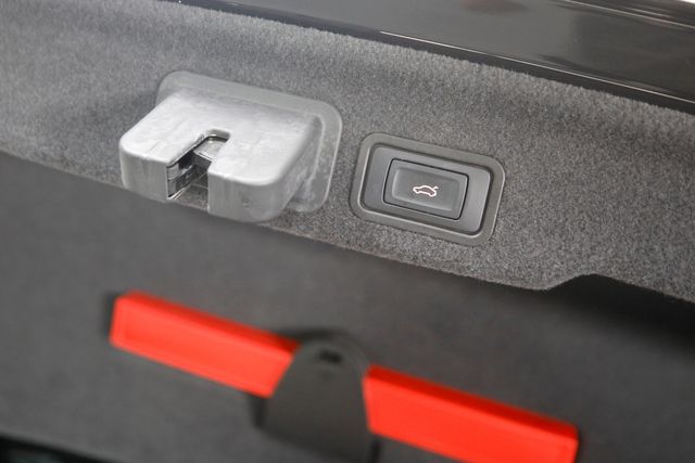 2014 Audi A8 L 3.0 quattro TDI | Burbank, California | MDK International 2014 Audi A8 L 3.0 quattro TDI | Burbank, California | MDK International