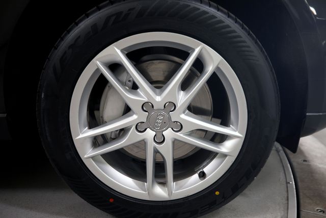 2014 Audi Q5 3.0 quattro TDI Premium Plus | Burbank, California | MDK International 2014 Audi Q5 3.0 quattro TDI Premium Plus | Burbank, California | MDK International