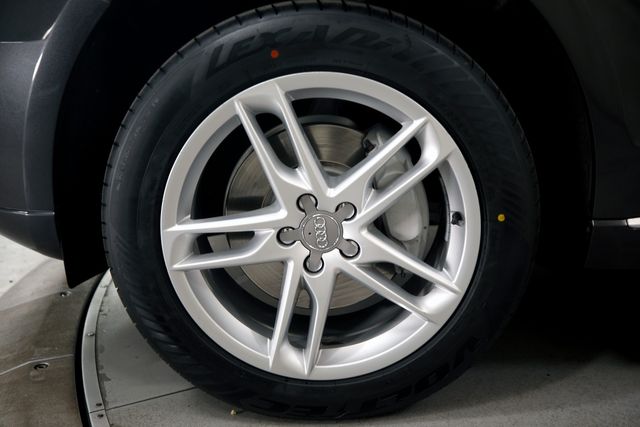 2014 Audi Q5 3.0 quattro TDI Premium Plus | Burbank, California | MDK International 2014 Audi Q5 3.0 quattro TDI Premium Plus | Burbank, California | MDK International