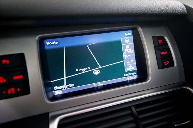 2014 Audi Q7 3.0 quattro TDI Premium | Burbank, California | MDK International 2014 Audi Q7 3.0 quattro TDI Premium | Burbank, California | MDK International