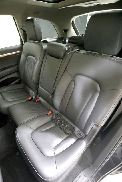 2014 Audi Q7 3.0 quattro TDI Premium | Burbank, California | MDK International 2014 Audi Q7 3.0 quattro TDI Premium | Burbank, California | MDK International