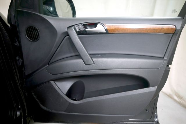 2014 Audi Q7 3.0 quattro TDI Premium | Burbank, California | MDK International 2014 Audi Q7 3.0 quattro TDI Premium | Burbank, California | MDK International