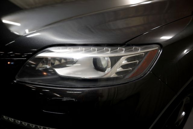 2014 Audi Q7 3.0 quattro TDI Premium | Burbank, California | MDK International 2014 Audi Q7 3.0 quattro TDI Premium | Burbank, California | MDK International