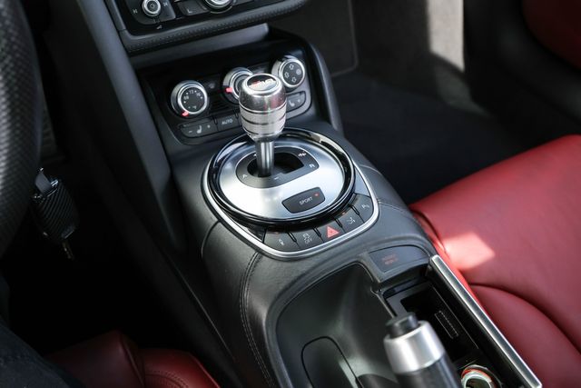 2014 Audi R8 4.2 quattro | Mesquite, TX | Texas Autos Direct