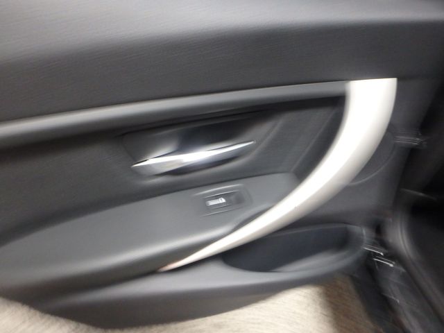 2014 BMW 320 X-DRIVE, SHARP, CLEAN, AND ZIPPY EXCELLENT GAS MILEAGE, NEARLY NEW PIRELLI'S 320i xDrive