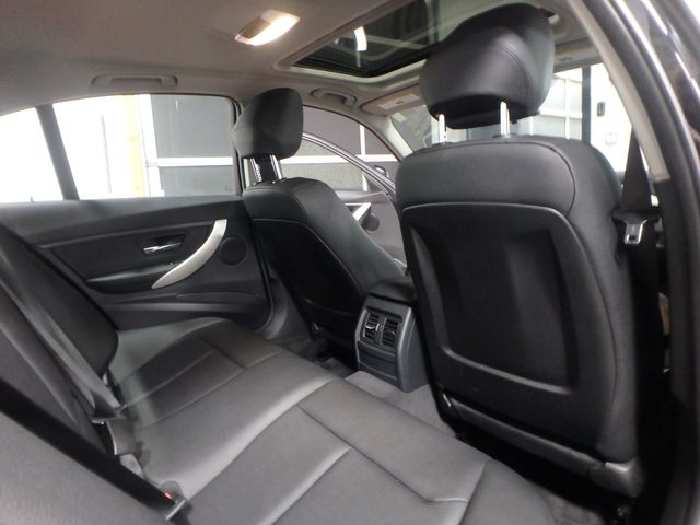 2014 BMW 320 X-DRIVE, SHARP, CLEAN, AND ZIPPY EXCELLENT GAS MILEAGE, NEARLY NEW PIRELLI'S 320i xDrive