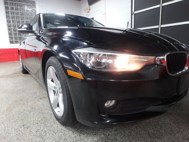 2014 Bmw 320 X-Drive, Sharp, Clean, And Zippy EXCELLENT GAS MILEAGE, NEARLY NEW PIRELLI'S 320i xDrive | Saint Louis Park, MN | Auto Motion