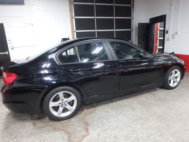 2014 BMW 320 X-DRIVE, SHARP, CLEAN, AND ZIPPY EXCELLENT GAS MILEAGE, NEARLY NEW PIRELLI'S 320i xDrive