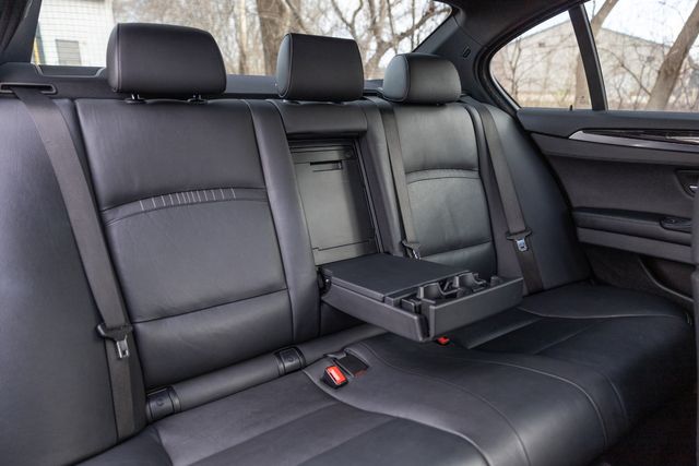 2014 BMW 5 Series 550i xDrive w/ M Sport, Head Up Display, Exec PKG