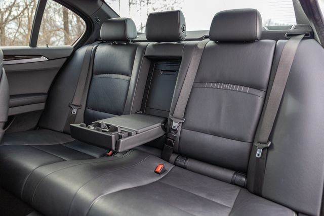 2014 BMW 5 Series 550i xDrive w/ M Sport, Head Up Display, Exec PKG