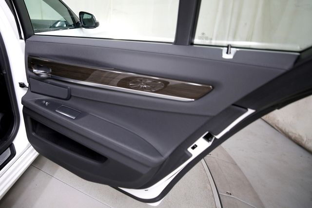 2014 BMW 7 Series 740i | Burbank, California | MDK International 2014 BMW 7 Series 740i | Burbank, California | MDK International