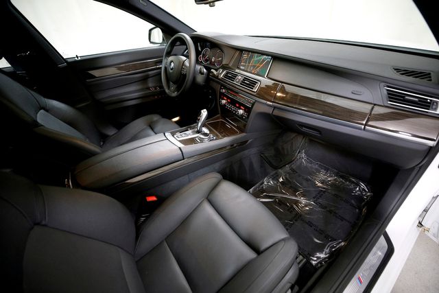 2014 BMW 7 Series 740i | Burbank, California | MDK International 2014 BMW 7 Series 740i | Burbank, California | MDK International