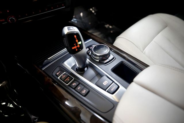 2014 BMW X5 xDrive35i | Burbank, California | MDK International 2014 BMW X5 xDrive35i | Burbank, California | MDK International