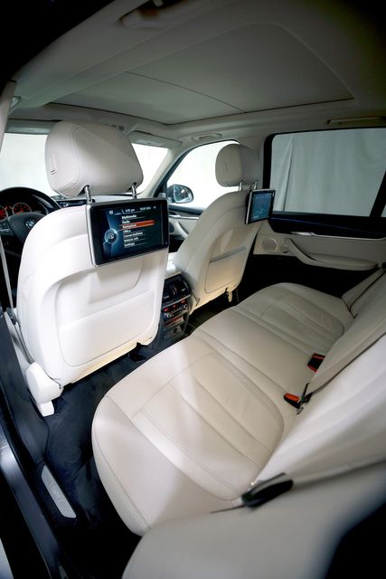 2014 BMW X5 xDrive35i | Burbank, California | MDK International 2014 BMW X5 xDrive35i | Burbank, California | MDK International