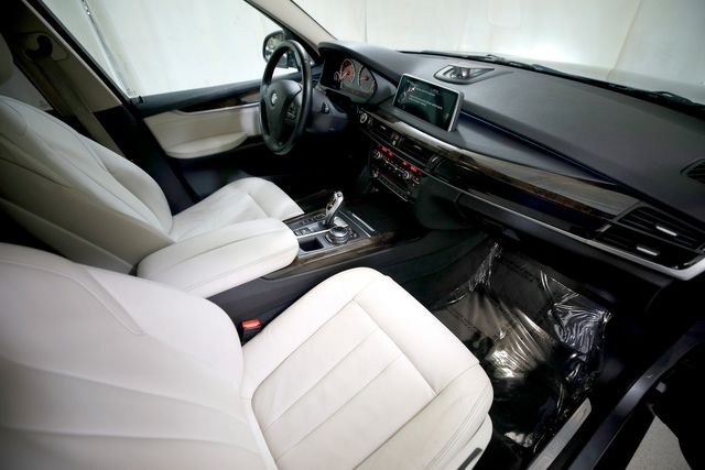 2014 BMW X5 xDrive35i | Burbank, California | MDK International 2014 BMW X5 xDrive35i | Burbank, California | MDK International