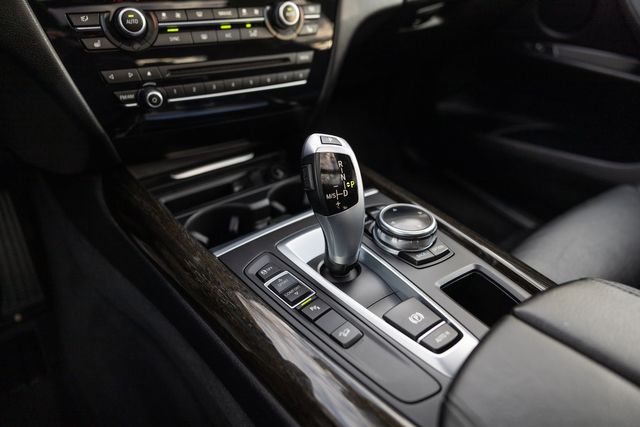 2014 BMW X5 xDrive35d w/ 31 MPG, Premium PKG, Cold Weather PKG 2014 BMW X5 xDrive35d w/ 31 MPG, Premium PKG, Cold Weather PKG