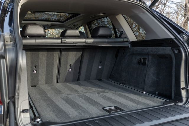 2014 BMW X5 xDrive35d w/ 31 MPG, Premium PKG, Cold Weather PKG 2014 BMW X5 xDrive35d w/ 31 MPG, Premium PKG, Cold Weather PKG