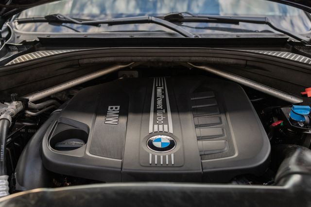 2014 BMW X5 xDrive35d w/ 31 MPG, Premium PKG, Cold Weather PKG 2014 BMW X5 xDrive35d w/ 31 MPG, Premium PKG, Cold Weather PKG