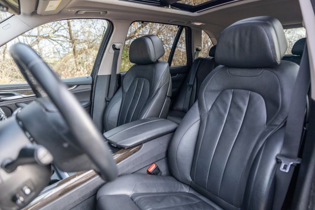 2014 BMW X5 xDrive35d w/ 31 MPG, Premium PKG, Cold Weather PKG 2014 BMW X5 xDrive35d w/ 31 MPG, Premium PKG, Cold Weather PKG