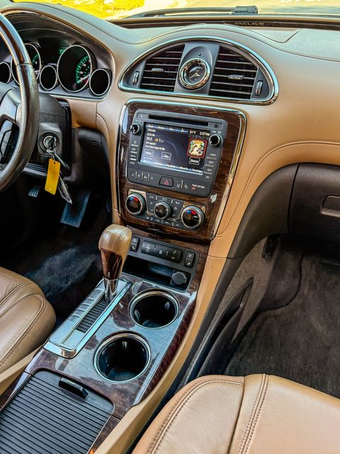 2014 Buick Enclave Premium | Agoura Hills, CA | SoCal Auto Group 2014 Buick Enclave Premium | Agoura Hills, CA | SoCal Auto Group