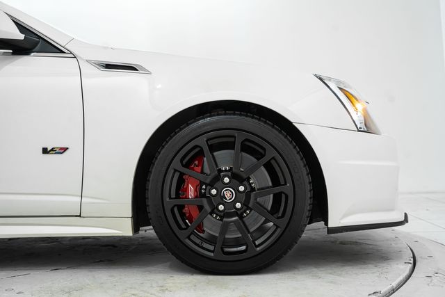 2014 Cadillac CTS-V Wagon 6speed Manual 1 of 9 in White Diamond | Dallas, TX | RPM Garage 2014 Cadillac CTS-V Wagon 6speed Manual 1 of 9 in White Diamond | Dallas, TX | RPM Garage