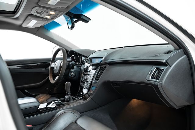 2014 Cadillac CTS-V Wagon 6speed Manual 1 of 9 in White Diamond | Dallas, TX | RPM Garage 2014 Cadillac CTS-V Wagon 6speed Manual 1 of 9 in White Diamond | Dallas, TX | RPM Garage