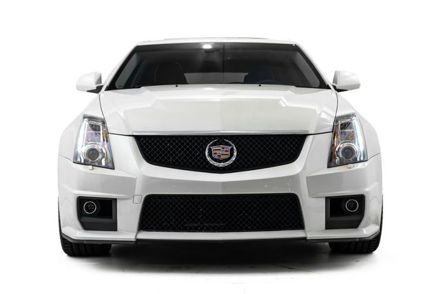 2014 Cadillac CTS-V Wagon 6speed Manual 1 of 9 in White Diamond | Dallas, TX | RPM Garage 2014 Cadillac CTS-V Wagon 6speed Manual 1 of 9 in White Diamond | Dallas, TX | RPM Garage