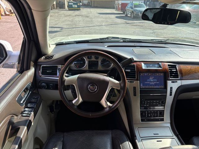 2014 Cadillac Escalade ESV Platinum | San Antonio, TX | Clear Choice Automotive South 2014 Cadillac Escalade ESV Platinum | San Antonio, TX | Clear Choice Automotive South