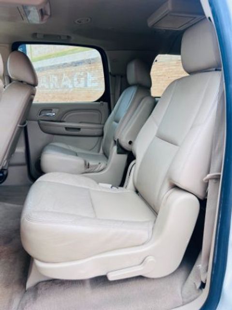 2014 Cadillac Escalade ESV 2WD Luxury | Lubbock, TX | Chaparral Motors - Lubbock 2014 Cadillac Escalade ESV 2WD Luxury | Lubbock, TX | Chaparral Motors - Lubbock