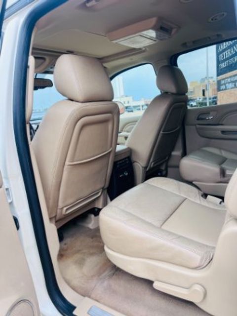 2014 Cadillac Escalade ESV 2WD Luxury | Lubbock, TX | Chaparral Motors - Lubbock 2014 Cadillac Escalade ESV 2WD Luxury | Lubbock, TX | Chaparral Motors - Lubbock
