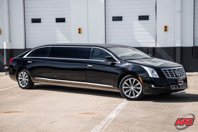 2014 Cadillac XTS LIMO