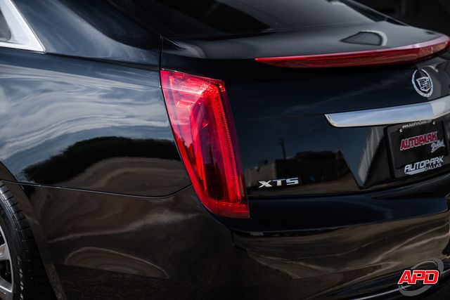 2014 Cadillac XTS LIMO 2014 Cadillac XTS LIMO