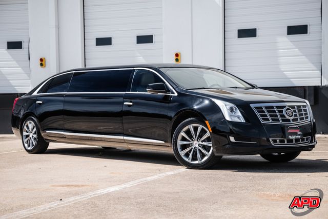 2014 Cadillac XTS LIMO 2014 Cadillac XTS LIMO