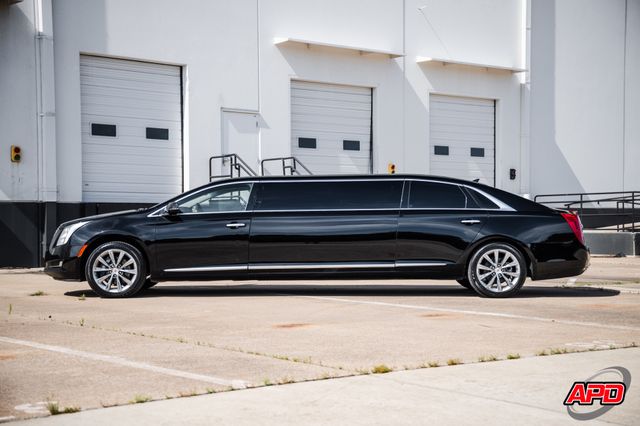 2014 Cadillac XTS LIMO 2014 Cadillac XTS LIMO