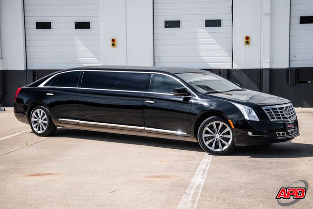 2014 Cadillac XTS LIMO 2014 Cadillac XTS LIMO
