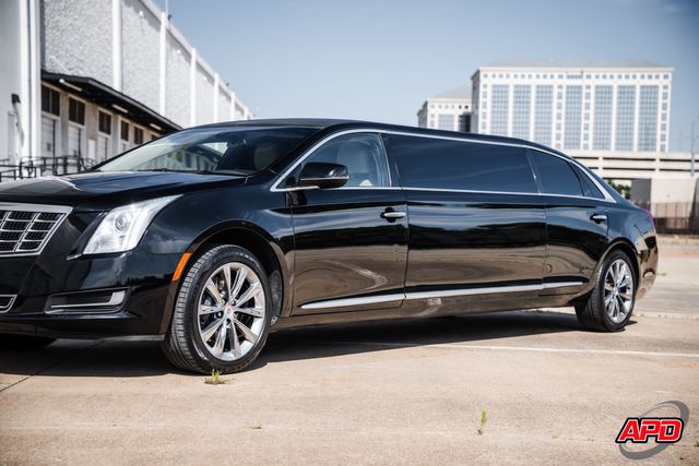 2014 Cadillac XTS LIMO