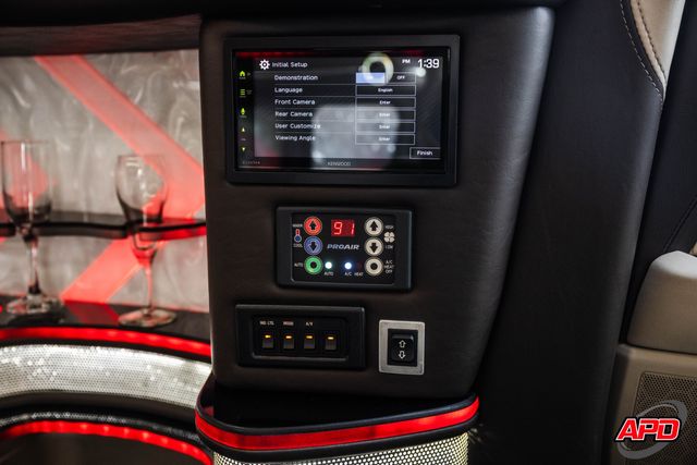 2014 Cadillac XTS LIMO 2014 Cadillac XTS LIMO
