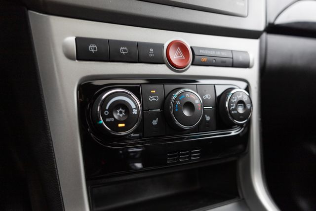 2014 Chevrolet Captiva Sport LT w/ 28 MPG, Heated Seats, Bluetooth, Moonroof 2014 Chevrolet Captiva Sport LT w/ 28 MPG, Heated Seats, Bluetooth, Moonroof