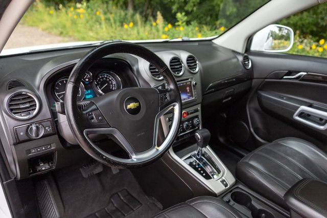 2014 Chevrolet Captiva Sport LT w/ 28 MPG, Heated Seats, Bluetooth, Moonroof 2014 Chevrolet Captiva Sport LT w/ 28 MPG, Heated Seats, Bluetooth, Moonroof