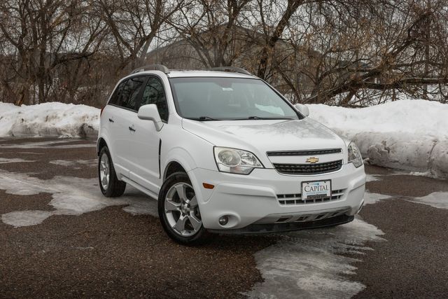 2014 Chevrolet Captiva Sport LT w/ 28 MPG, Heated Seats, Bluetooth, Moonroof