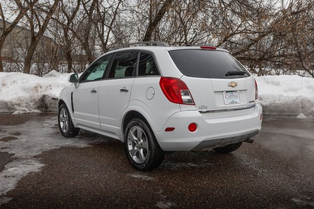 2014 Chevrolet Captiva Sport LT w/ 28 MPG, Heated Seats, Bluetooth, Moonroof