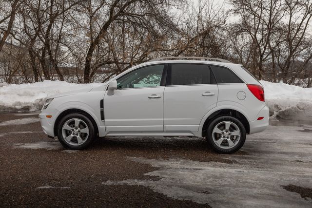 2014 Chevrolet Captiva Sport LT w/ 28 MPG, Heated Seats, Bluetooth, Moonroof