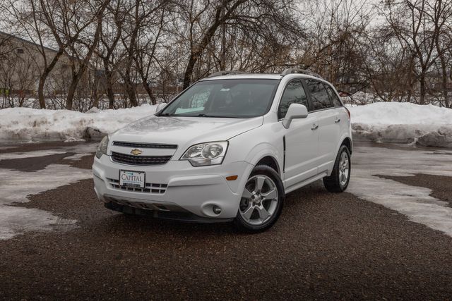 2014 Chevrolet Captiva Sport LT w/ 28 MPG, Heated Seats, Bluetooth, Moonroof