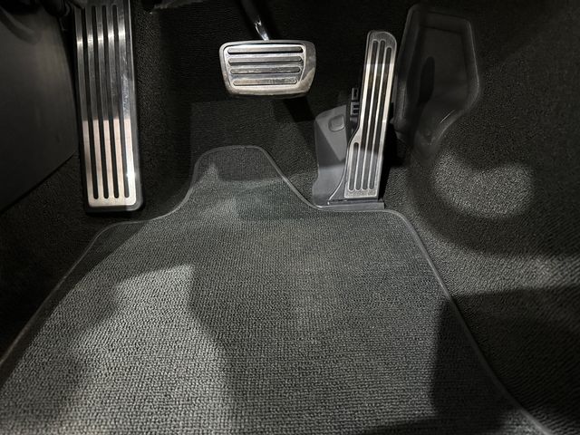 2014 Chevrolet Corvette Coupe 2LT, NPP, NAV, Z51 Spoiler, Auto Chromes 21k | Dallas, Texas | Corvette Warehouse 2014 Chevrolet Corvette Coupe 2LT, NPP, NAV, Z51 Spoiler, Auto Chromes 21k | Dallas, Texas | Corvette Warehouse