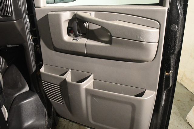 2014 Chevrolet Express 2500 Cargo | Branford, CT | Sound Auto Wholesalers 2014 Chevrolet Express 2500 Cargo | Branford, CT | Sound Auto Wholesalers