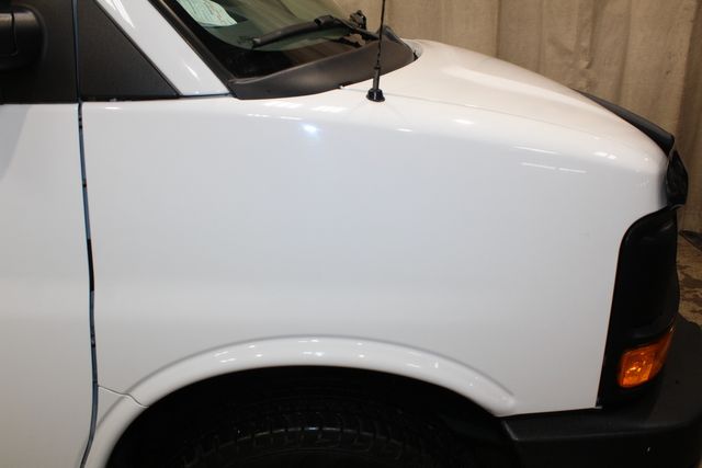 2014 Chevrolet Express Cargo Van | Roscoe, IL | Autoland Outlets 2014 Chevrolet Express Cargo Van | Roscoe, IL | Autoland Outlets