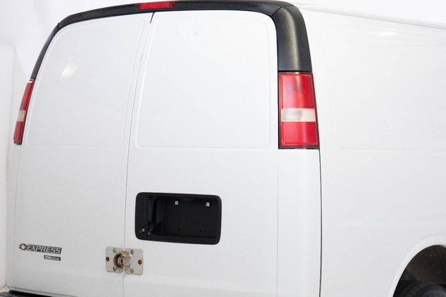 2014 Chevrolet Express 3500 | Houston, TX | Houston Auto Credit 2014 Chevrolet Express 3500 | Houston, TX | Houston Auto Credit