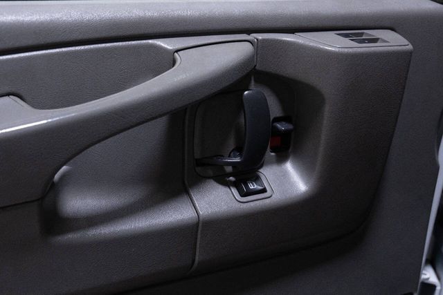 2014 Chevrolet Express 3500 | Houston, TX | Houston Auto Credit 2014 Chevrolet Express 3500 | Houston, TX | Houston Auto Credit